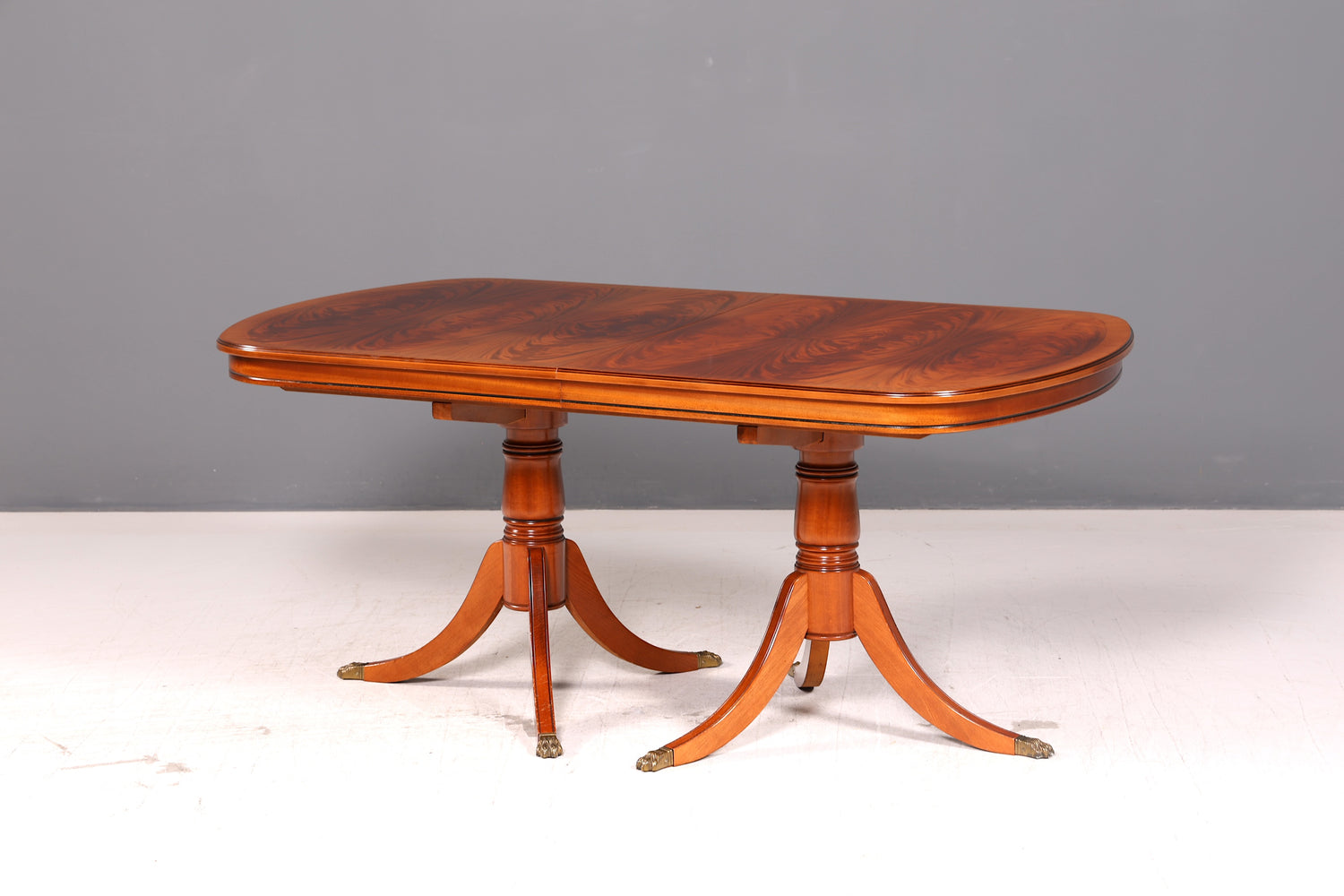 Wunderschöner Englischer Esstisch ausziehbar Eibe Tisch Esszimmertisch Küchentisch Oval Antik Vintage