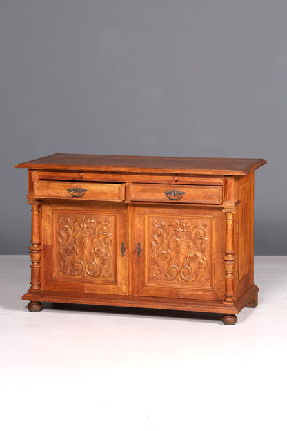 Stylish Gründerzeit sideboard, Louis Philippe oak cabinet/chest of drawers, circa 1880