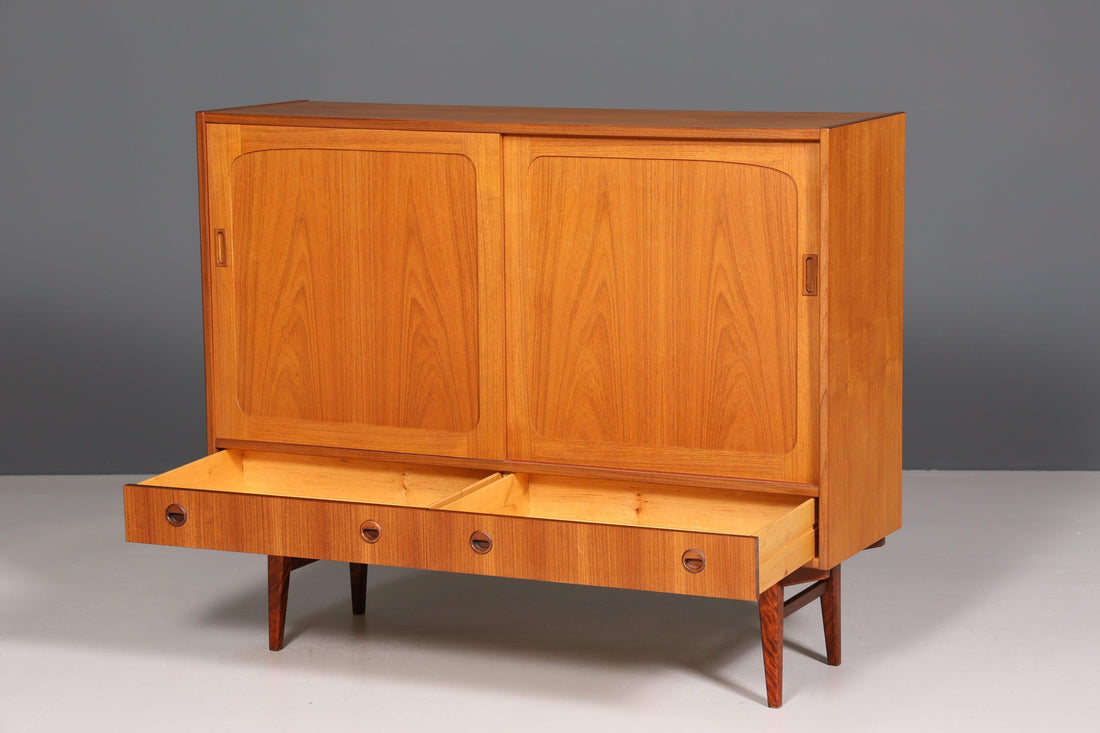 Stilvolles Mid Century Highboard "Made in Denmark" echt Holz Schrank Retro Sideboard Regal
