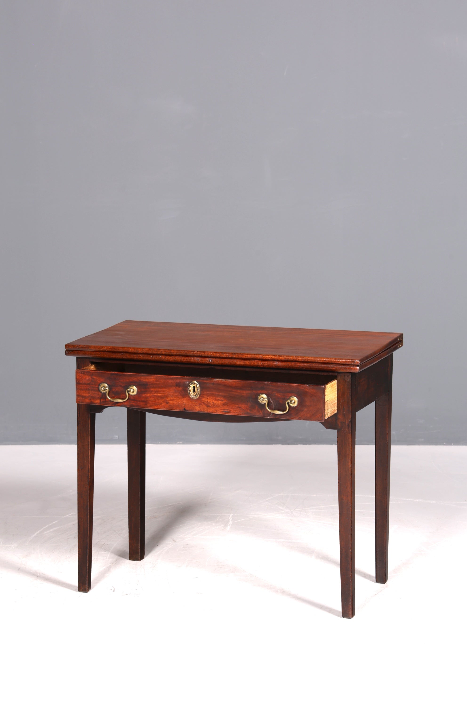 Traumhafter Englischer Tisch ausklappbarer Konsolentisch Schreibtisch echt Holz Antik Spieltisch Küchentisch Esstisch