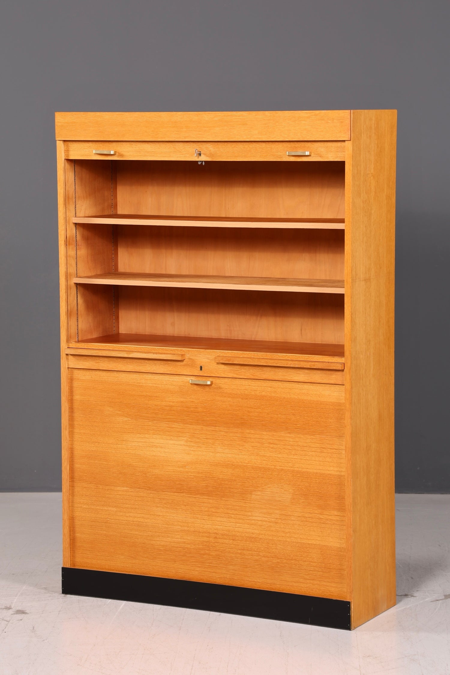Schlichter Rollladenschrank Bauhaus Apothekerschrank Aktenschrank Büro Art Deco Schrank Massivholz Vintage