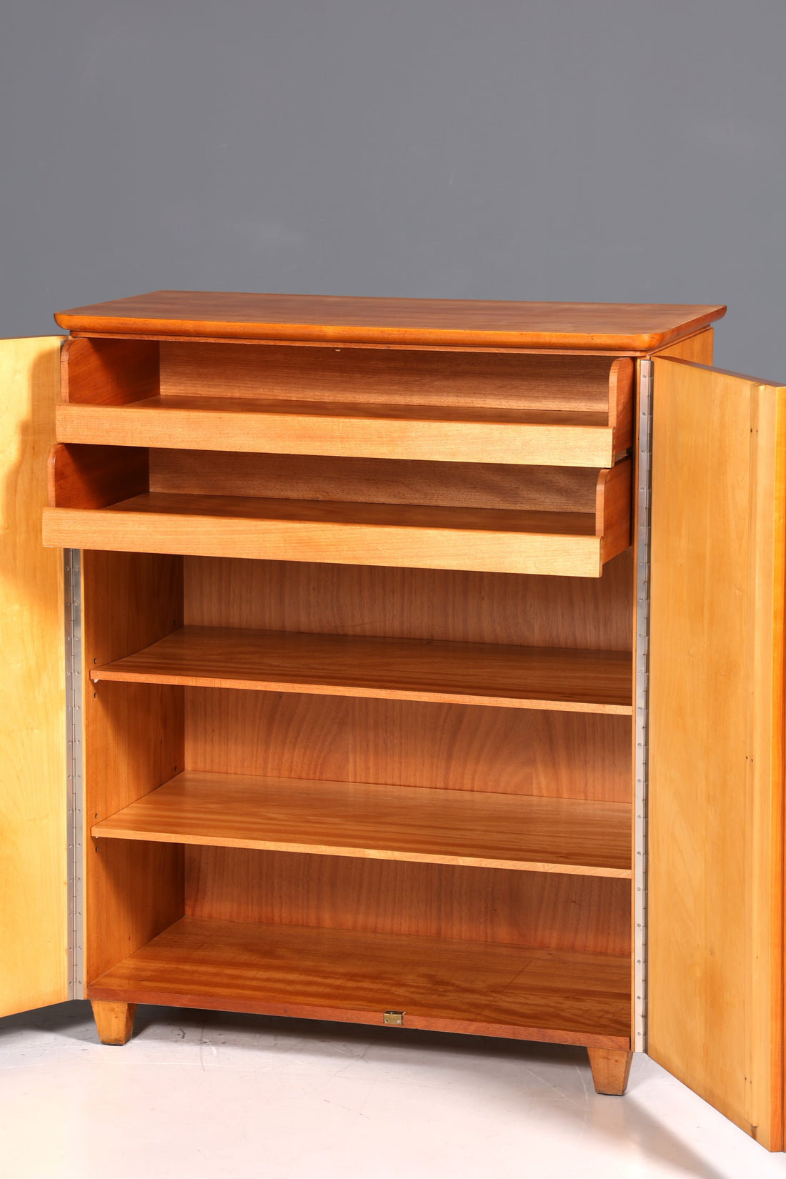 Wunderschöner Mid Century Schrank 60er Jahre Wäscheschrank Aktenschrank Kommode