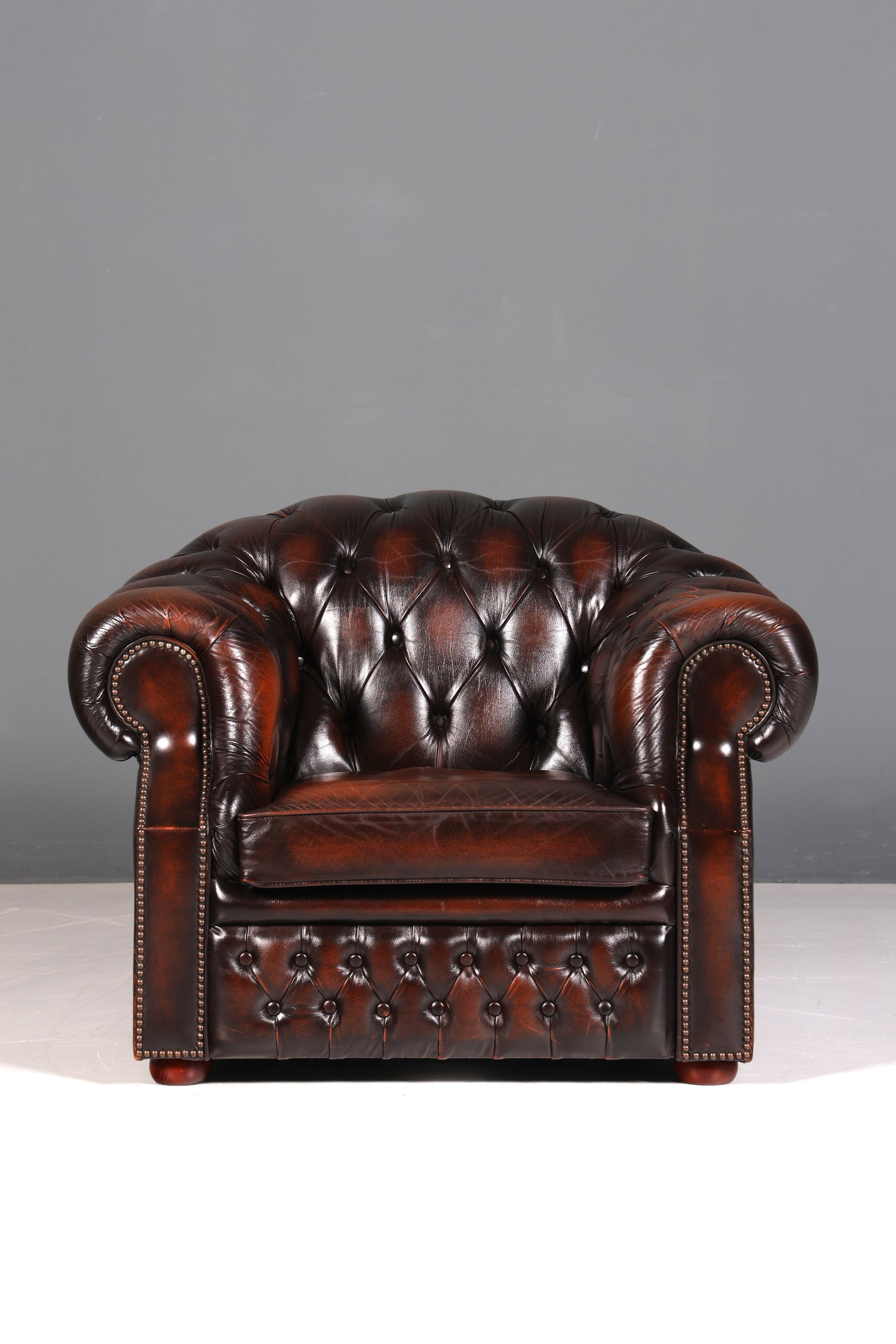 Beautiful original Chesterfield Centurion armchair English armchair English men&