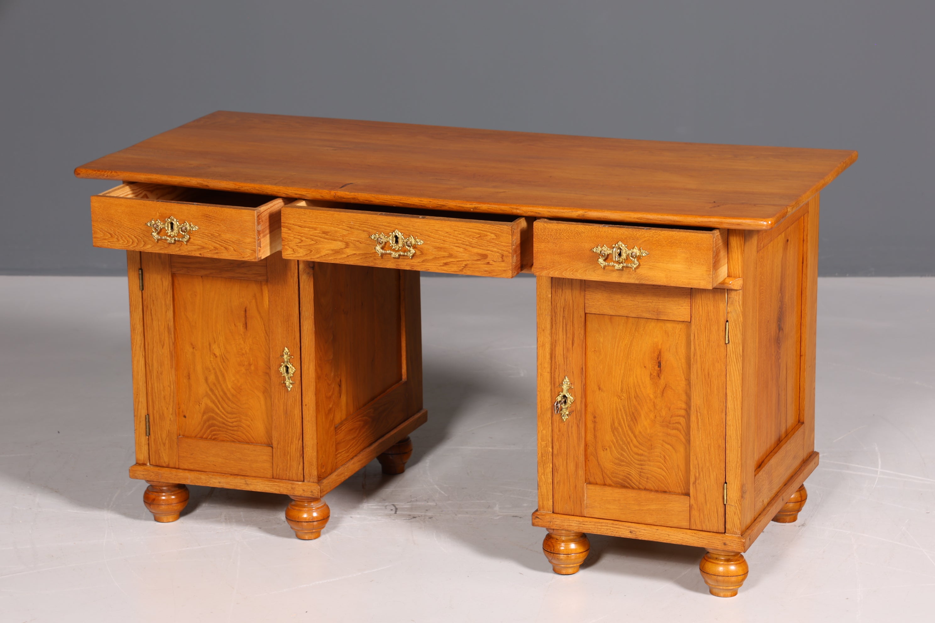 Traumhafter Jugendstil Schreibtisch Gründerzeit Bürotisch echt Holz Desk Office Table