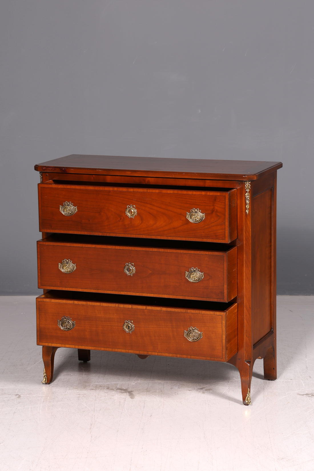 Elegant Empire-style chest of drawers, English linen chest