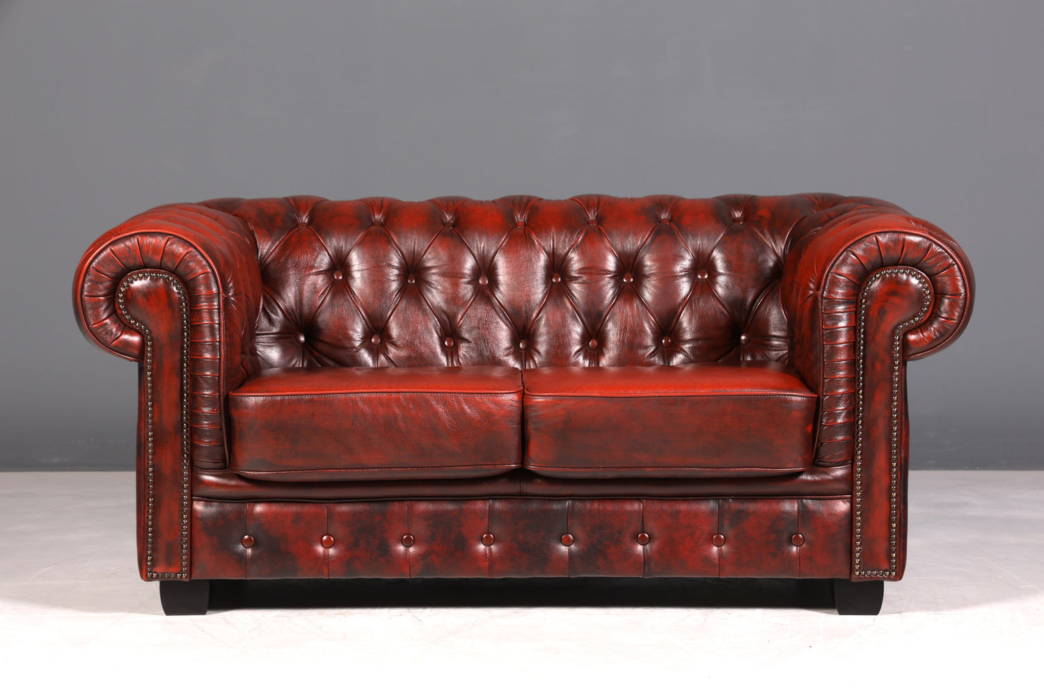 F953 Finish cm Wunderschönes Original Chesterfield 2er Sofa Englisch Oxblood Leder 2- Sitzer Couch