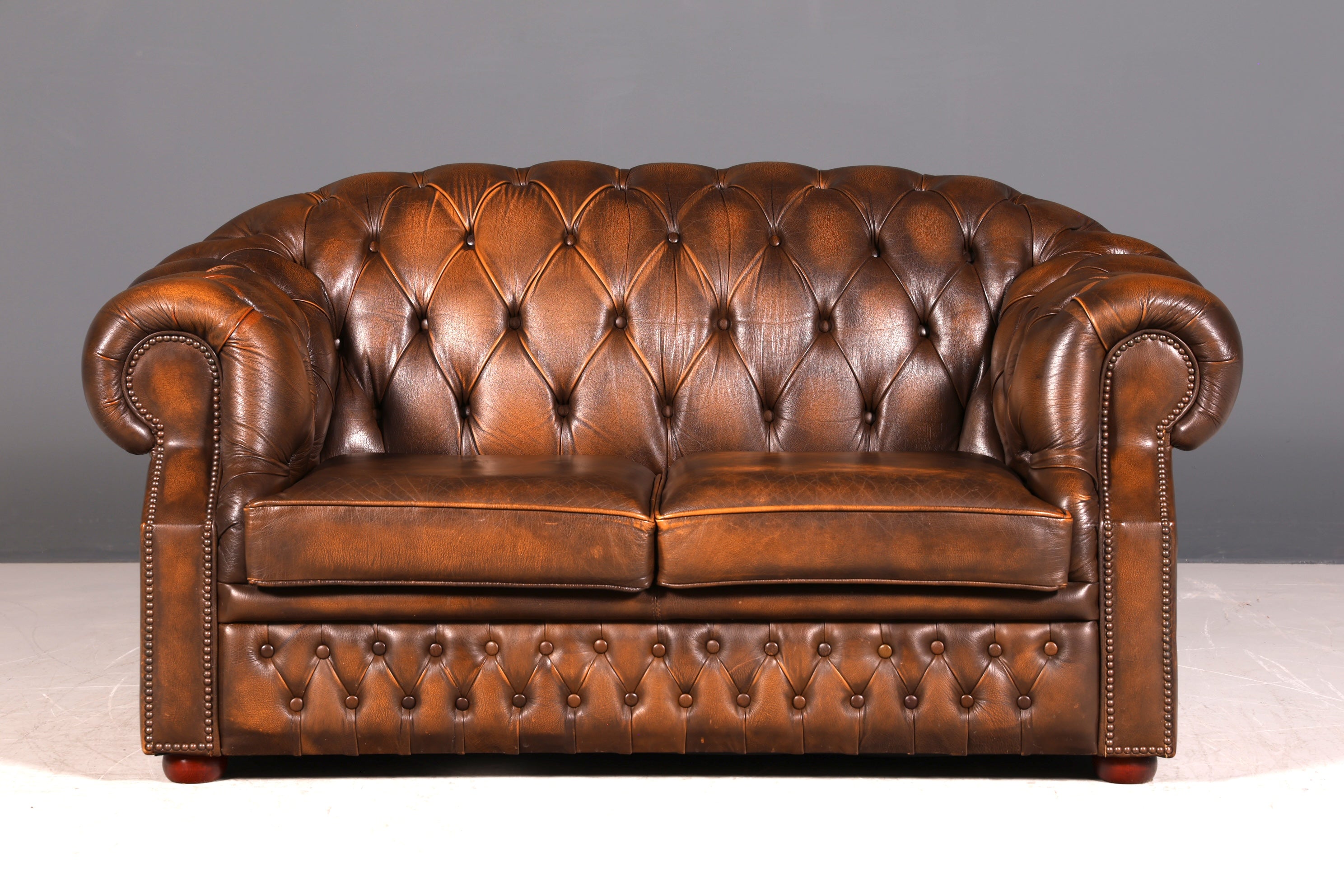 Wunderschöne Original Chesterfield Centurion 2-Sitzer Couch Englisches echt Leder Sofa UK