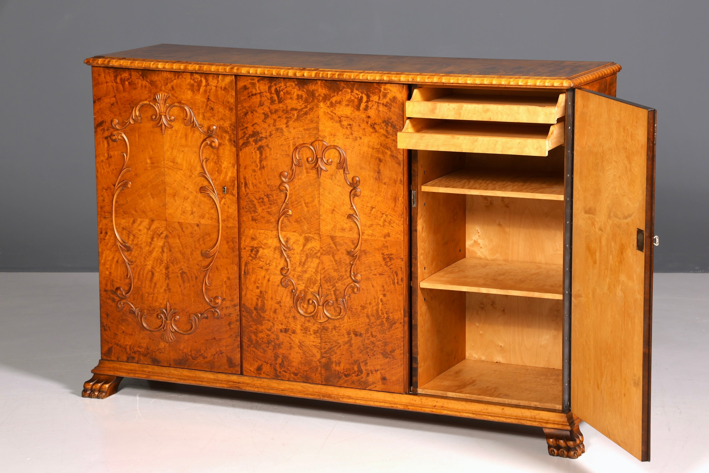 Stilvoller Original Art Deco Schrank Vertiko um 1940 Aktenschrank echt Holz Wäscheschrank Highboard