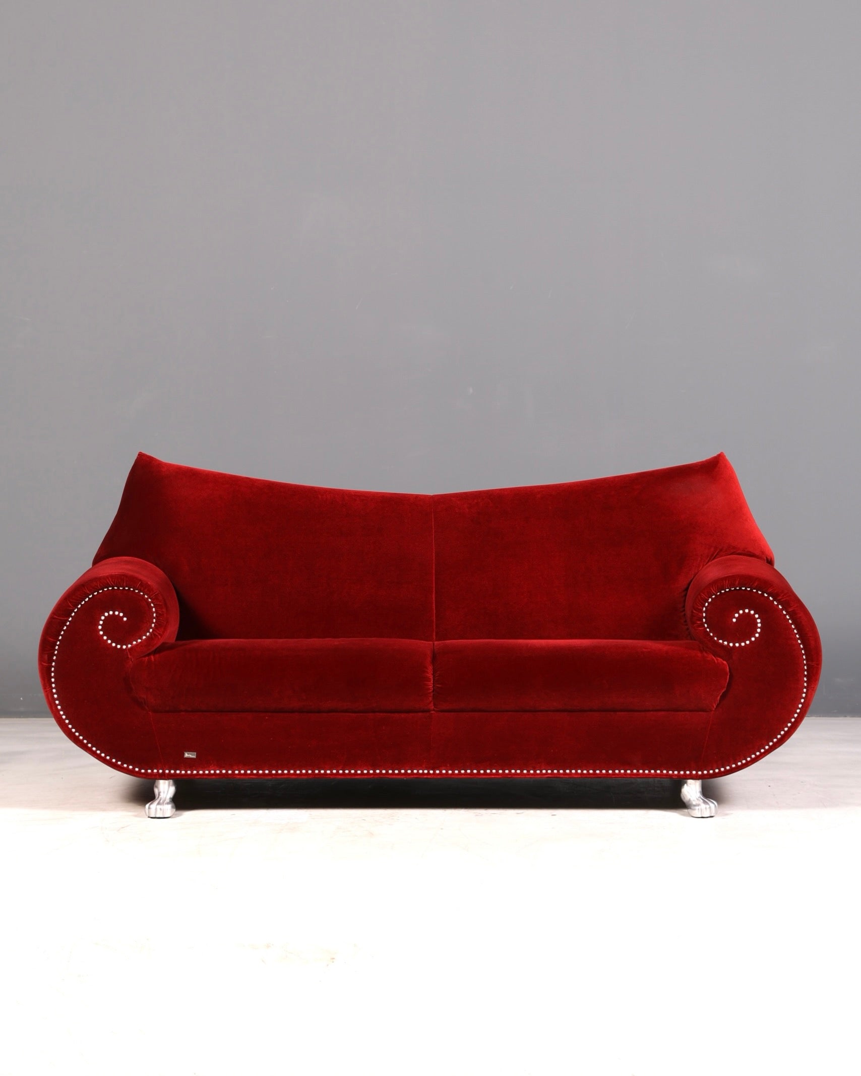 Opulent Bretz Gaudi red velvet designer sofa, 3-seater Baroque Bordeaux velvet couch