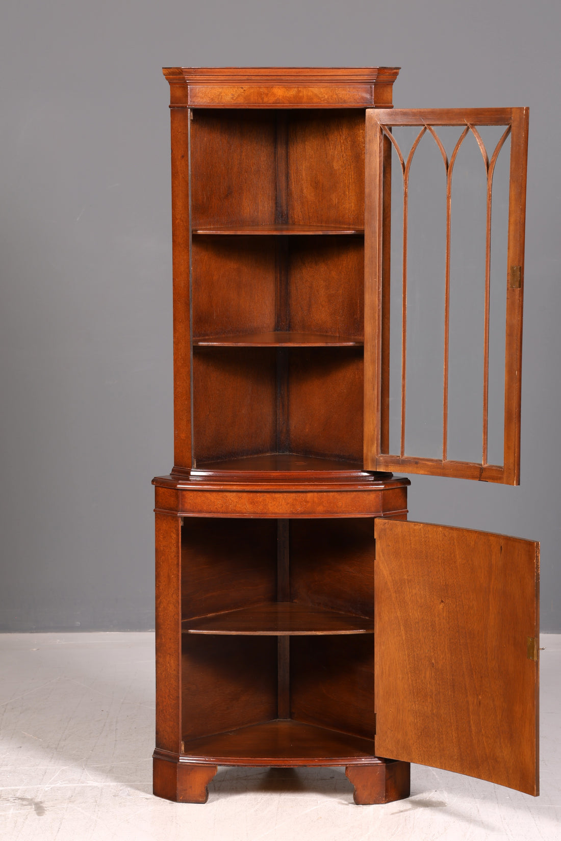Beautiful English Corner Display Cabinet, Mahogany Corner Cabinet, Glass Display Cabinet, Antique Solid Wood Vintage