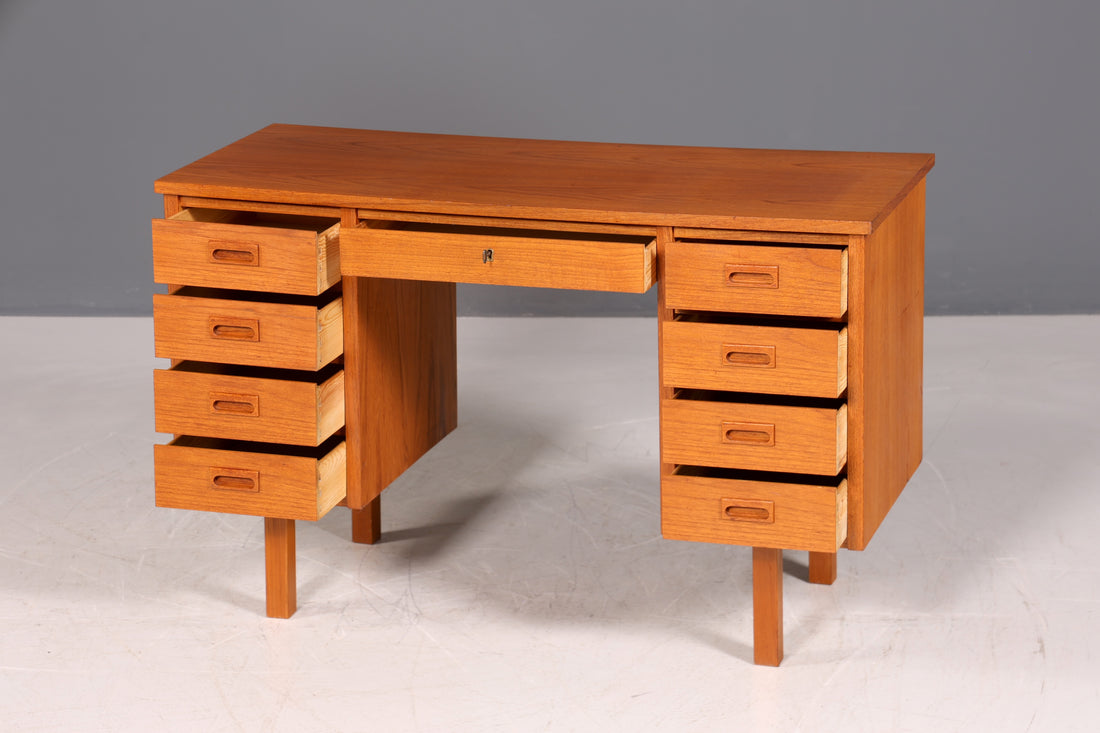 Wunderschöner Mid Century Schreibtisch Danish Design Teak Holz Bürotisch Vintage Office Table