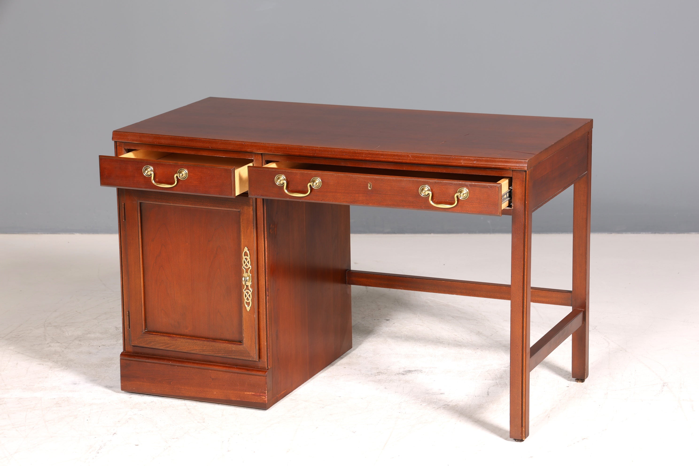 Wunderschöner Original Drexel Heritage Schreibtisch Antik Stil Bürotisch Office Table USA 1 von 2