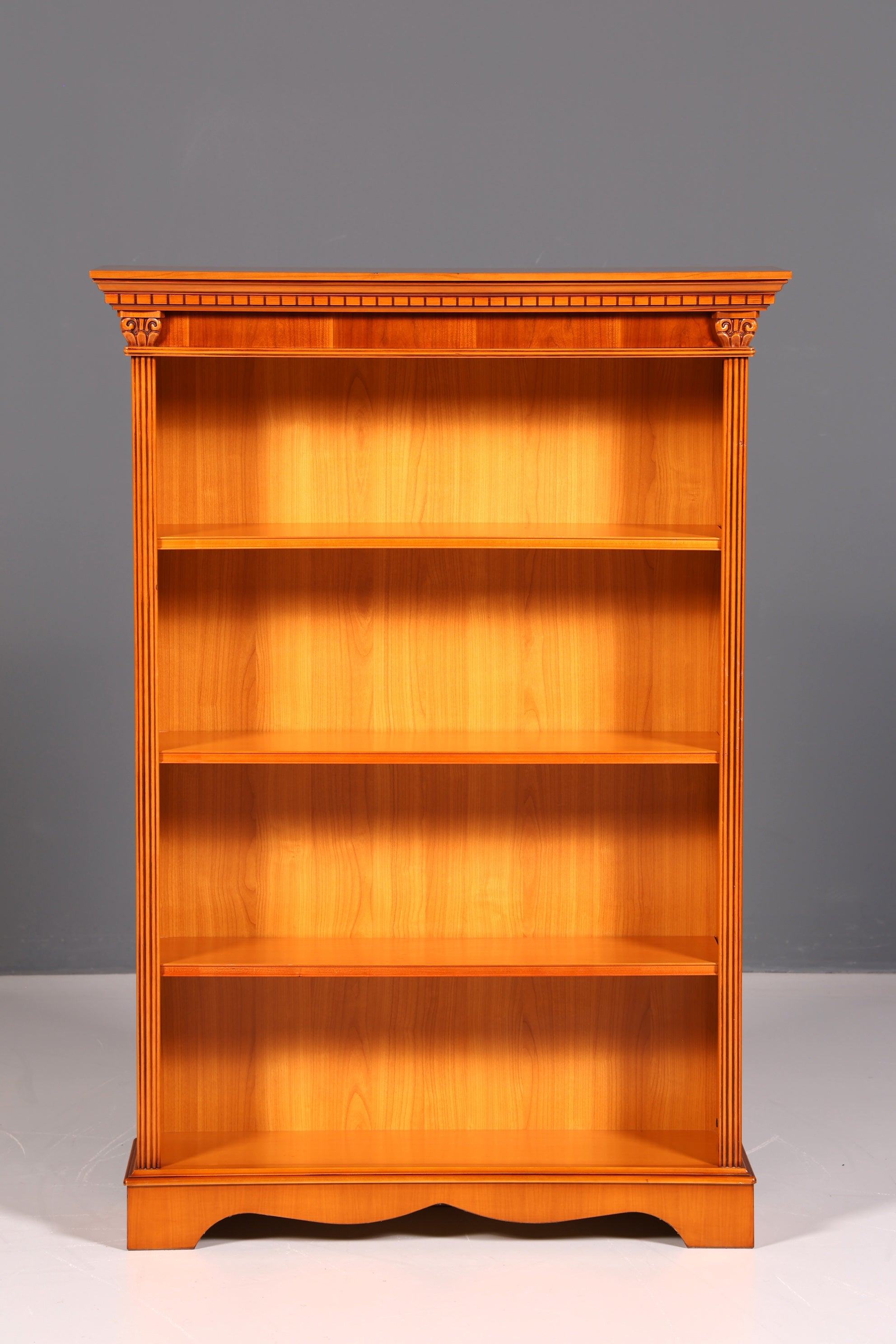 Wunderschönes Englisches Bücherregal Eibe Antik Regal Bookshelf Buchablage 60s Massivholz