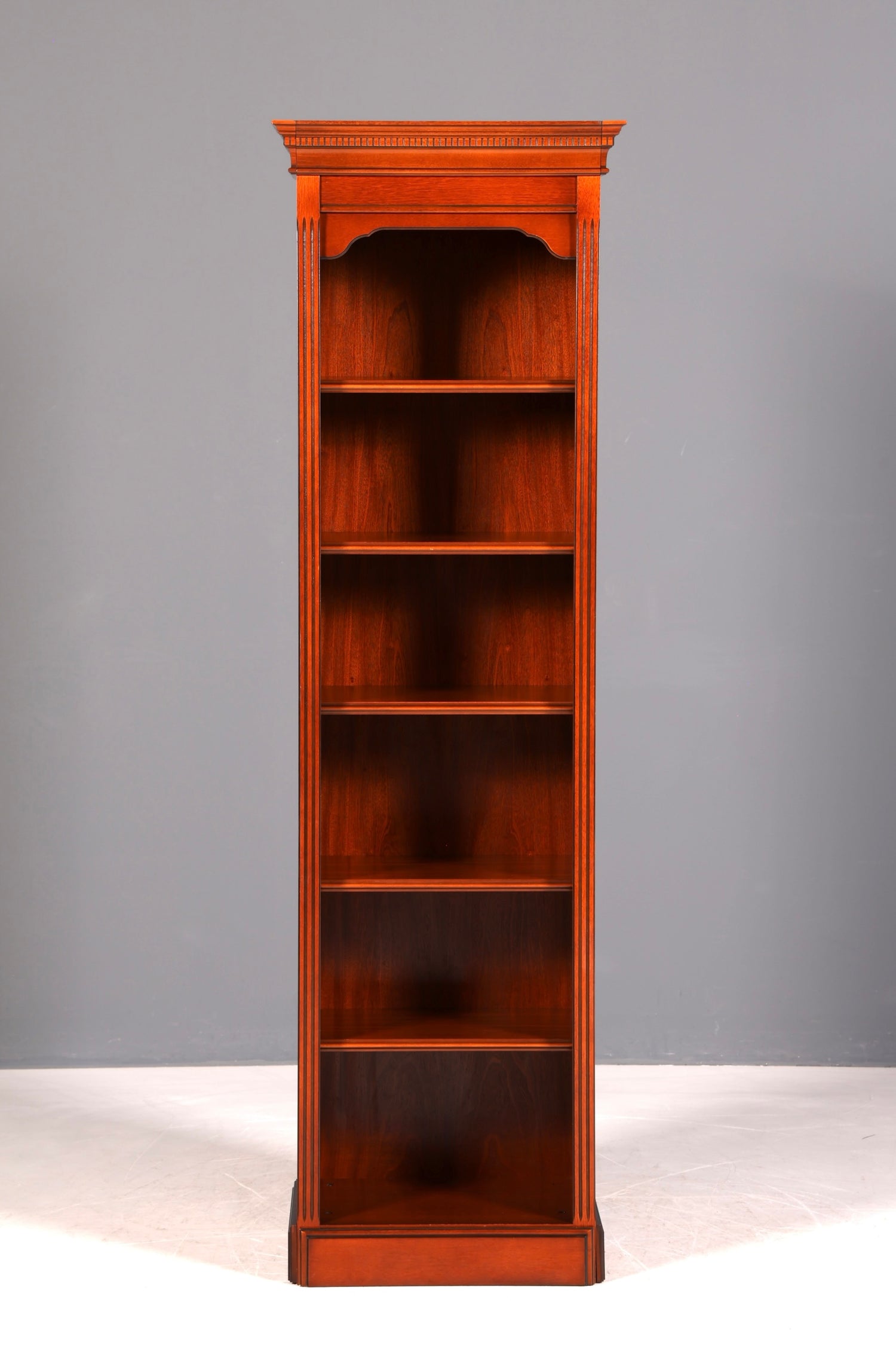 G066 Finish cm Wunderschönes Englisches Bücherregal Antik Regal Bookshelf Buchablage 60s