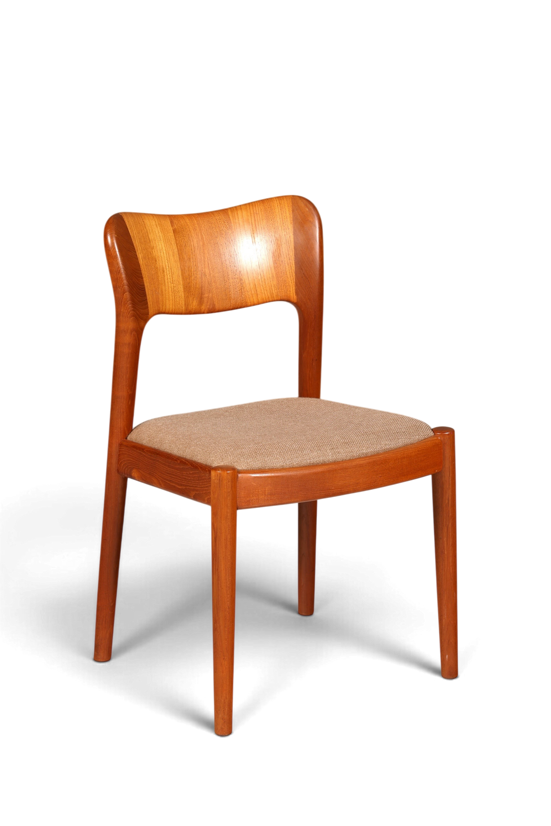 Hauptstadt Möblerei Niels Koefoed Modell 177 Mid Century Esszimmerstuhl aus Teakholz mit beigem Stoffbezug