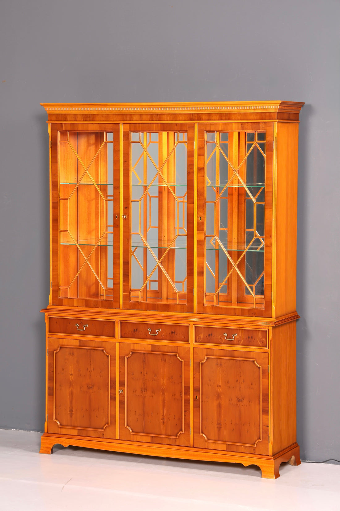 Beautiful English Display Cabinet Bookcase Buffet 60s Glass Display Cabinet Library Shelf Cabinet Vintage