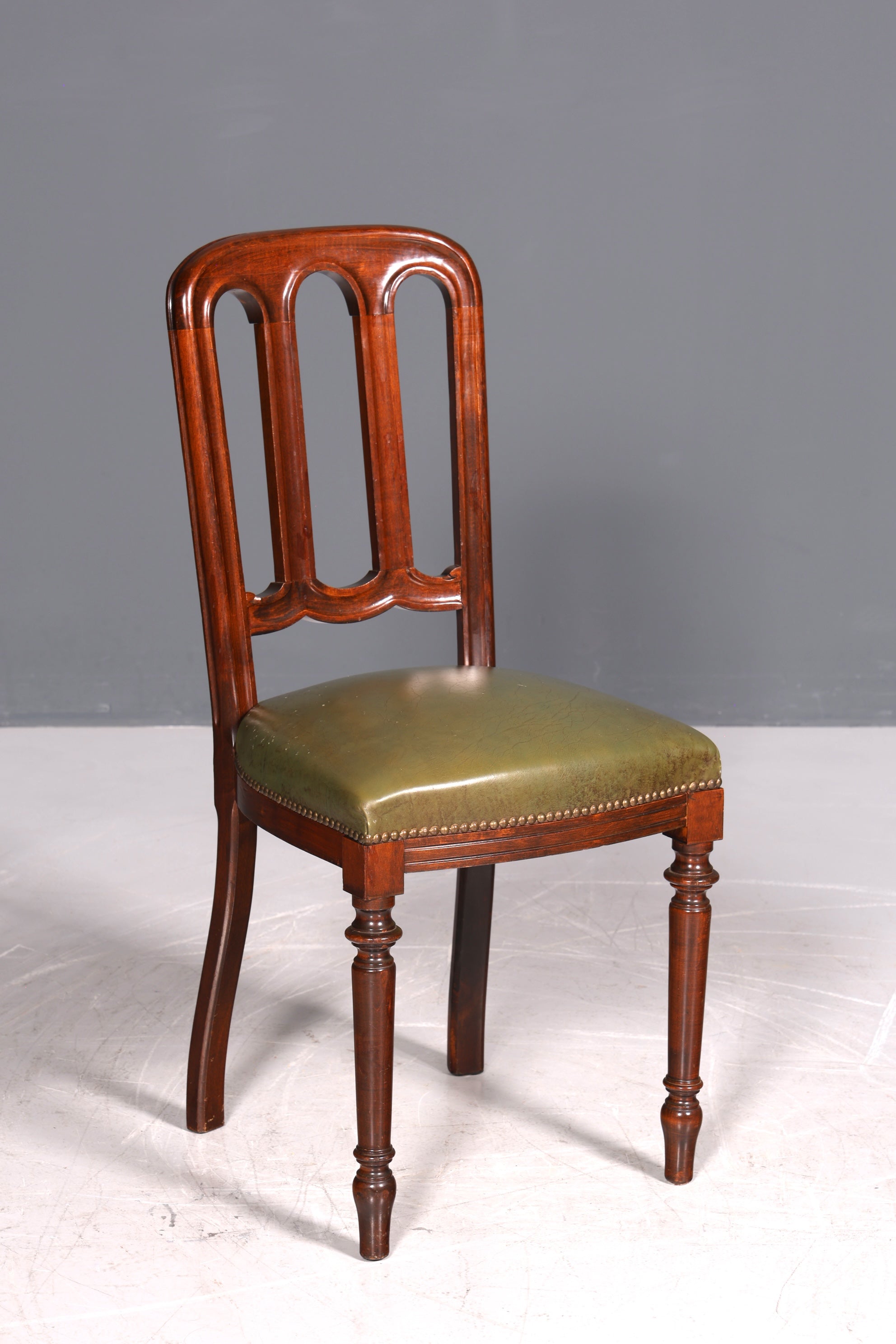 Wunderschöner Englischer Stuhl UK Küchenstuhl Antik Stil echt Leder Sekretär Stuhl Polsterstuhl