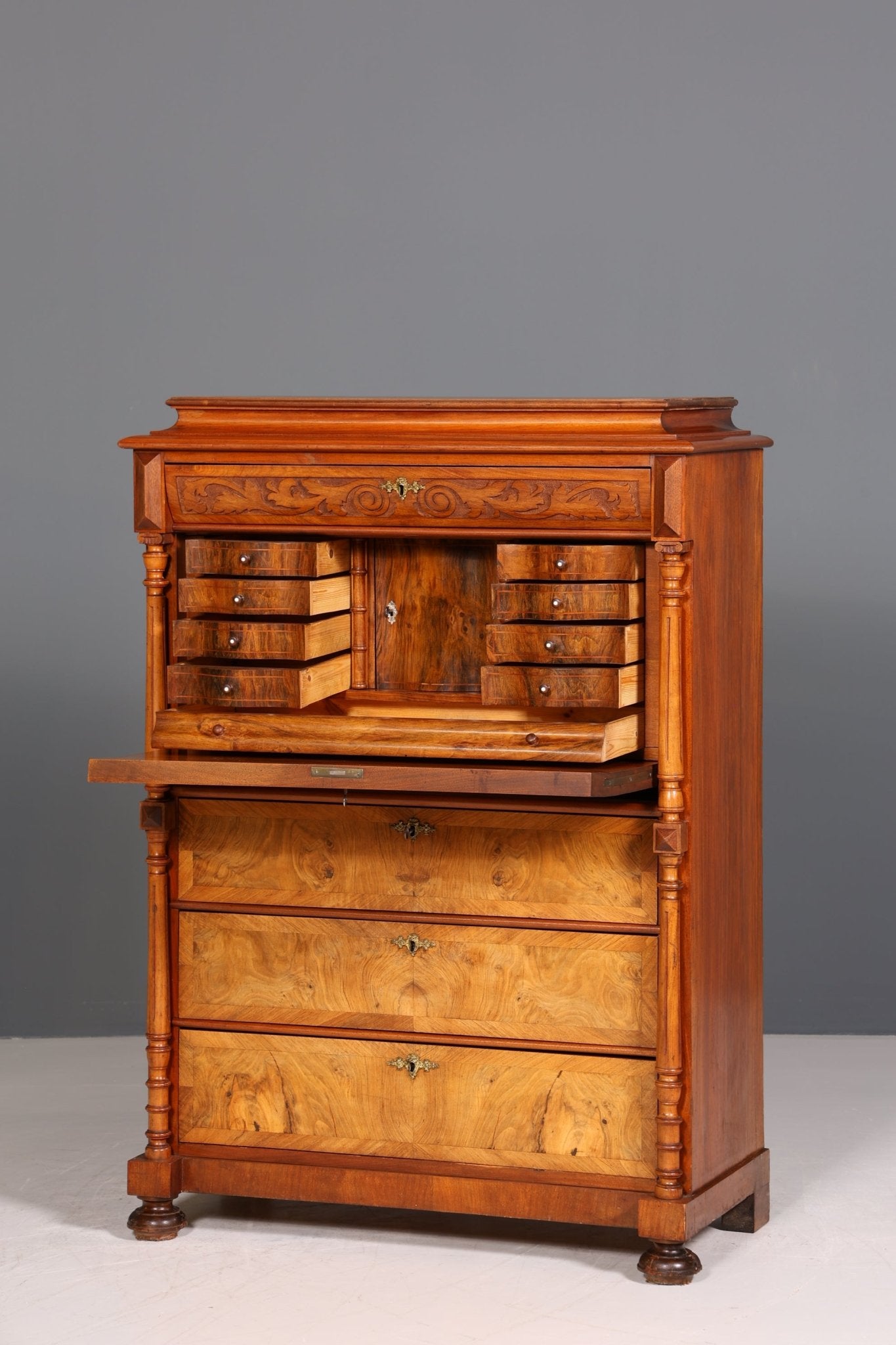 Stilvoller Gründerzeit Sekretär Vertiko Nussbaum Highboard Louis Philippe Kommode Sekretär Schrank um 1880