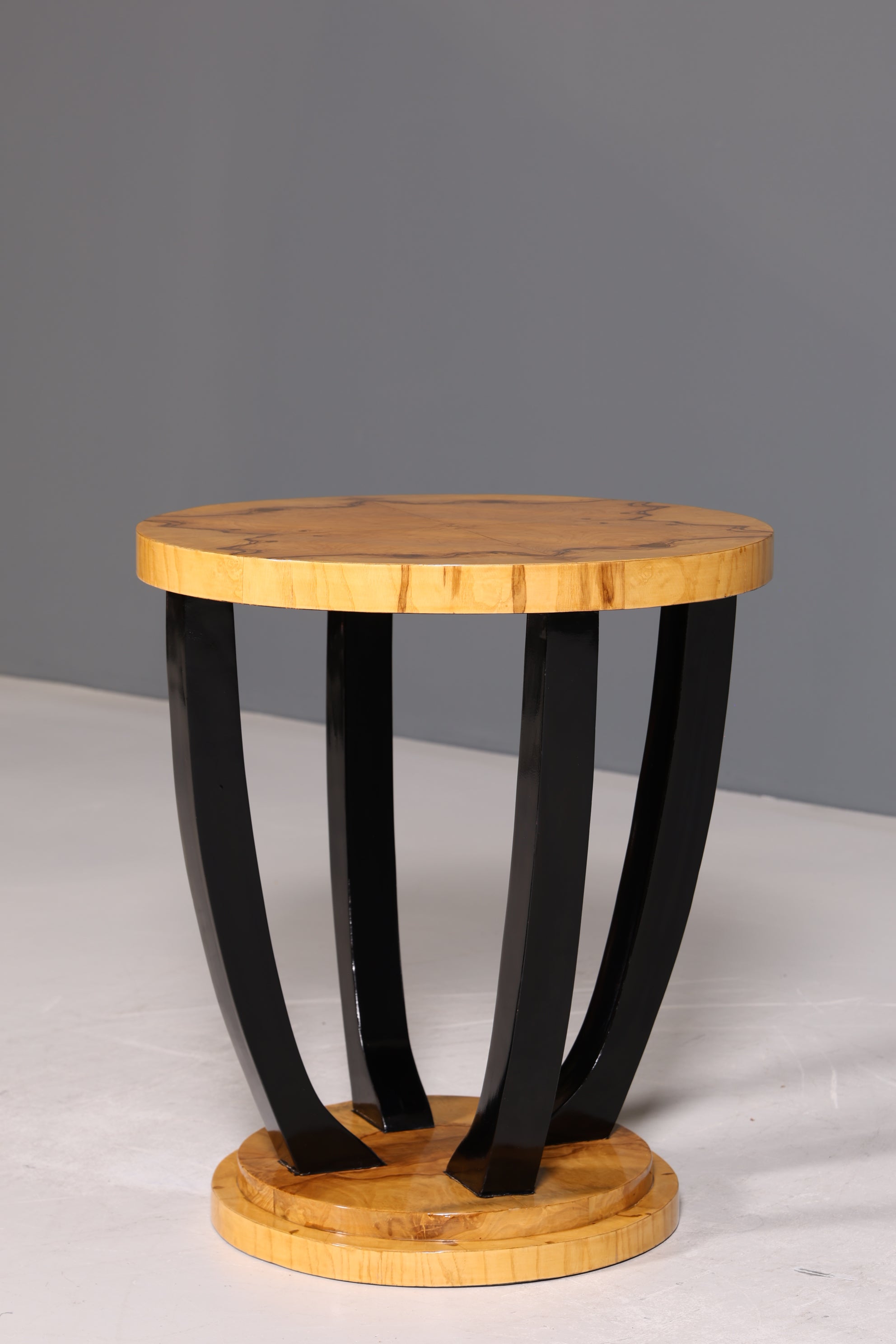 Traumhafter Art Deco Stil Beistelltisch Antik Stil Tisch Luxus Couchtisch Birke Ablagetisch