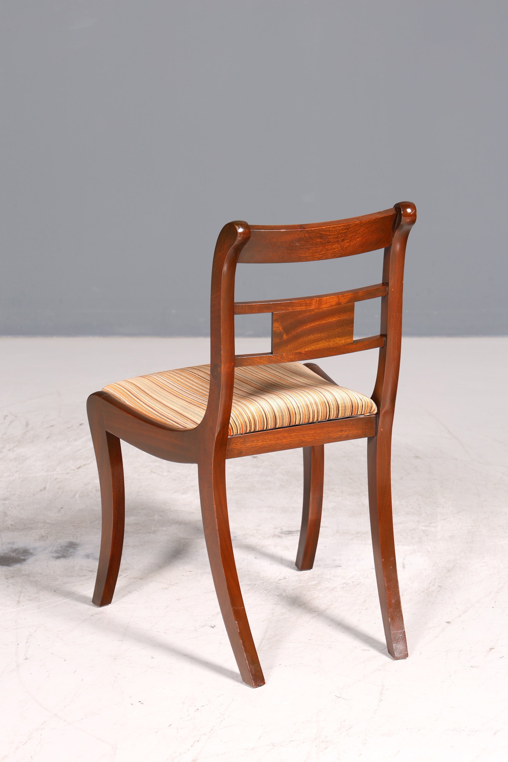 F137 Finish 2v2 Wunderschöner Englischer Stuhl UK Küchenstuhl Antik Stil Sekretär Stuhl Polsterstuhl