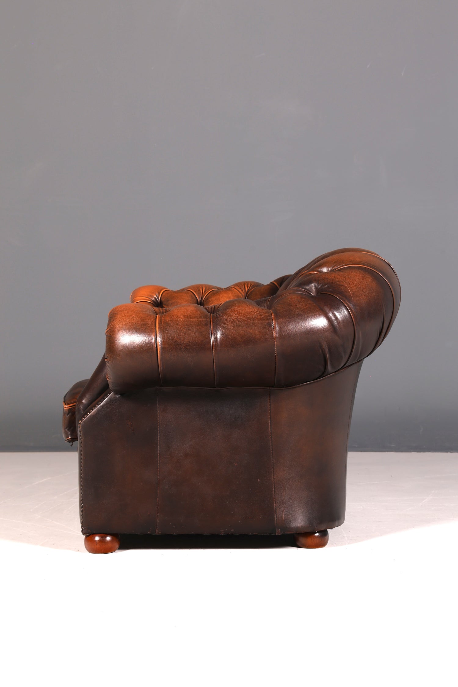 G155 Finish cm Wunderschöner Original Chesterfield Centurion Sessel Englischer Armlehnsessel Englisch Herrensessel (Kopie)