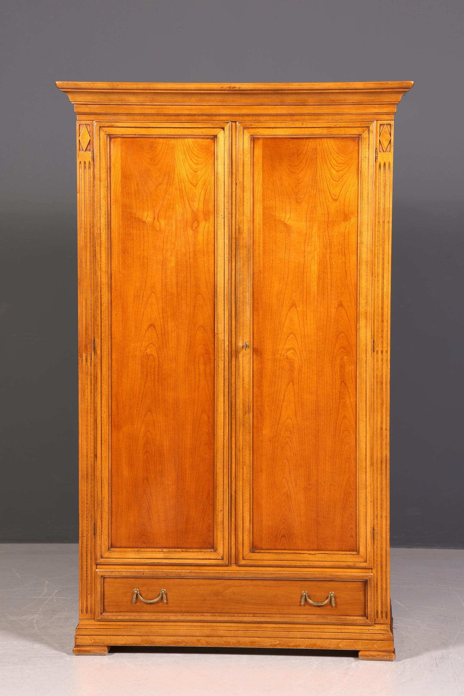 Traumhafter Original Selva Schrank Villa Borghese Antik Stil Massiv Holz Dielenschrank Kleiderschrank