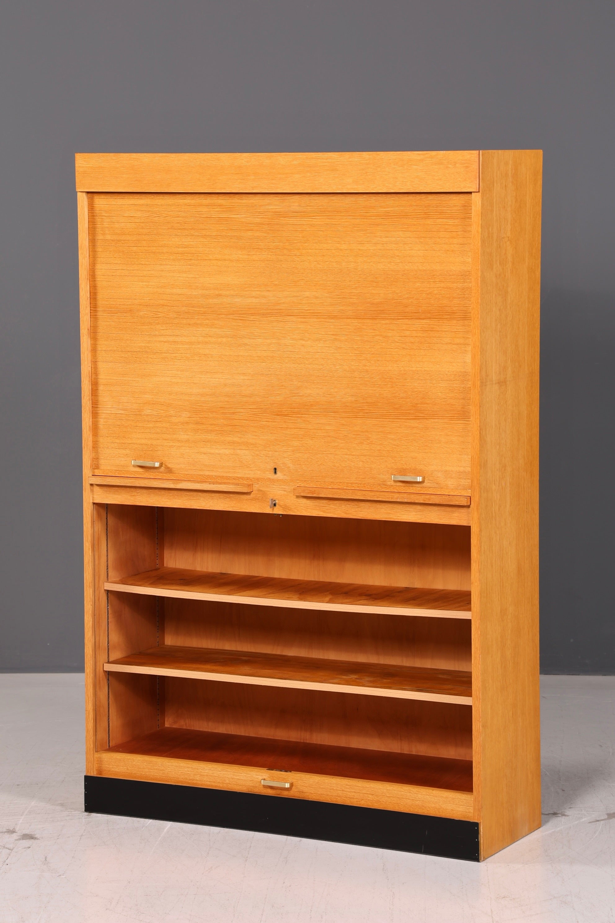 Schlichter Rollladenschrank Bauhaus Apothekerschrank Aktenschrank Büro Art Deco Schrank Massivholz Vintage