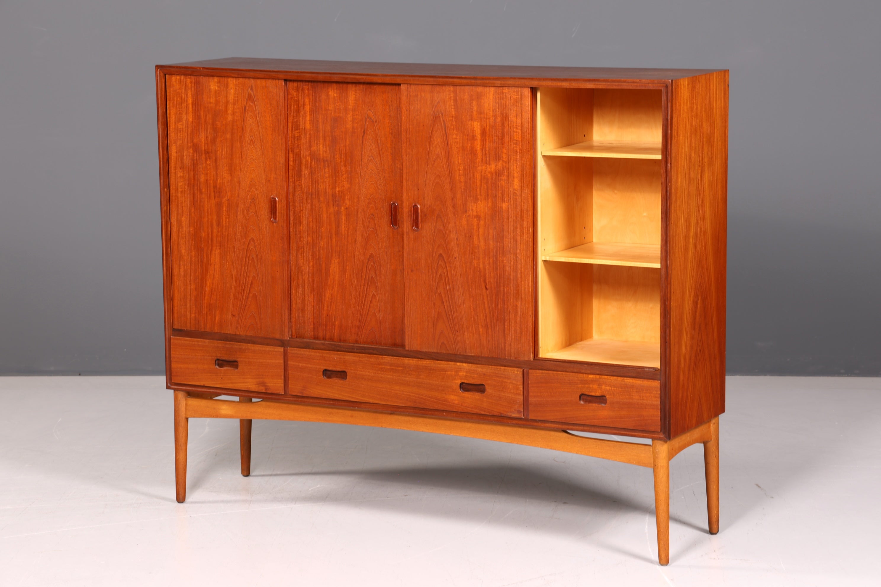 Wunderschönes Mid Century Highboard Vintage Schrank Retro Sideboard Danish Design Teak Holz Kommode