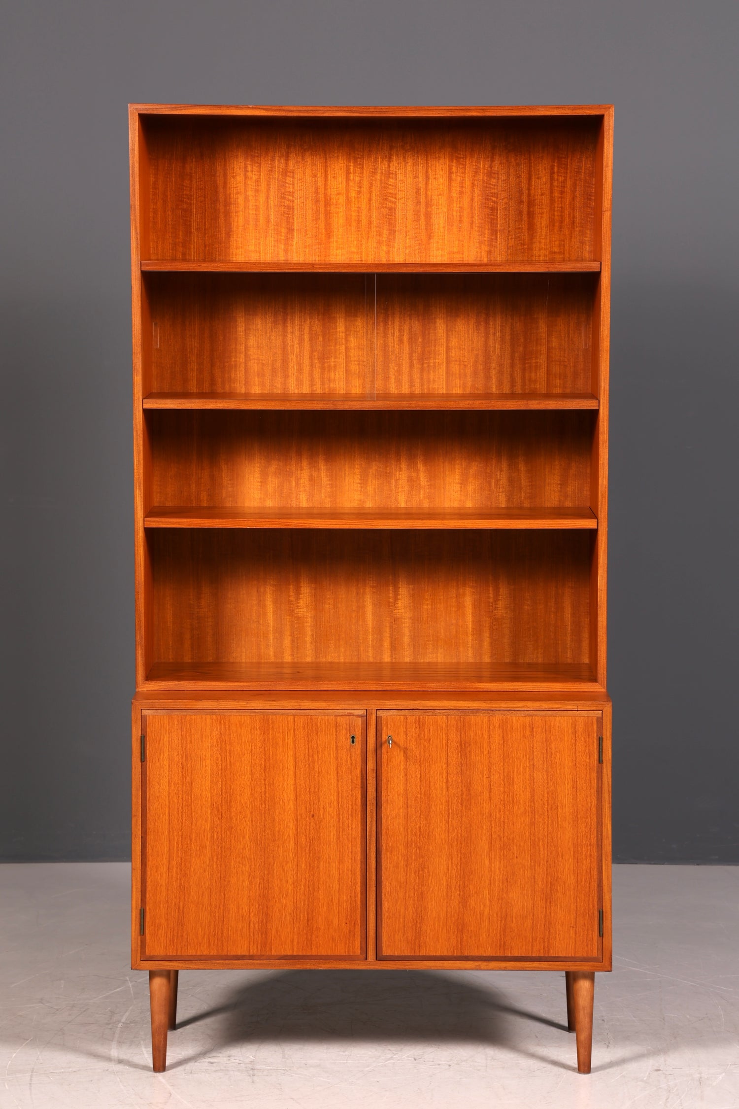 G436 Finish Wunderschöne Mid Century Vitrine Vintage Schrank Regal Retro Bücherregal Buchablage 60s (Kopie)
