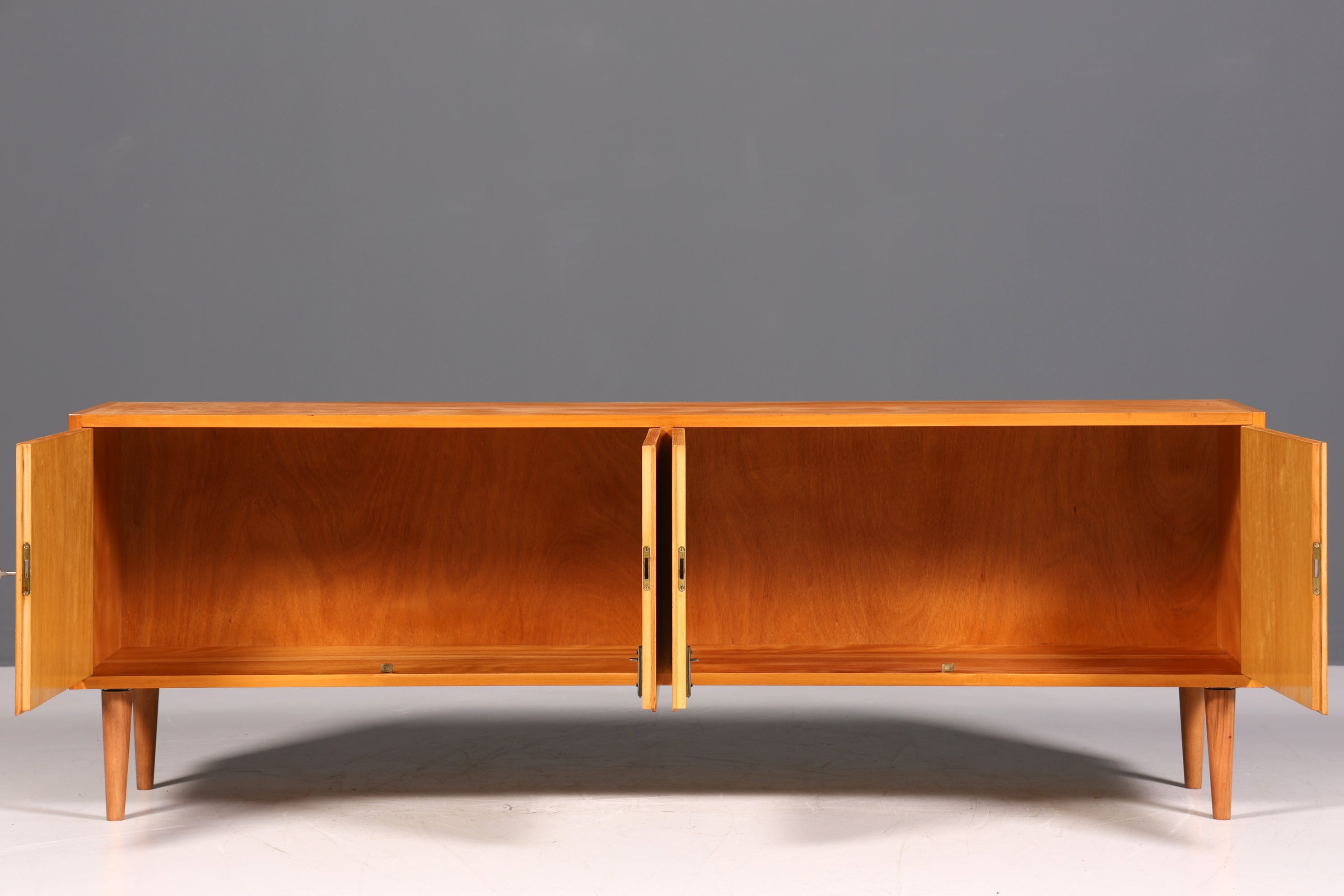Traumhaftes Mid Century Sideboard Vintage TV Kommode 60s Schrank Longboard Retro Lowboard