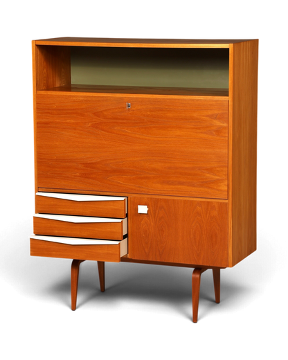Hauptstadt Möblerei Sekretär aus Teakholz mit drei weißen Schubladen und Klappfach im Mid-Century-Design