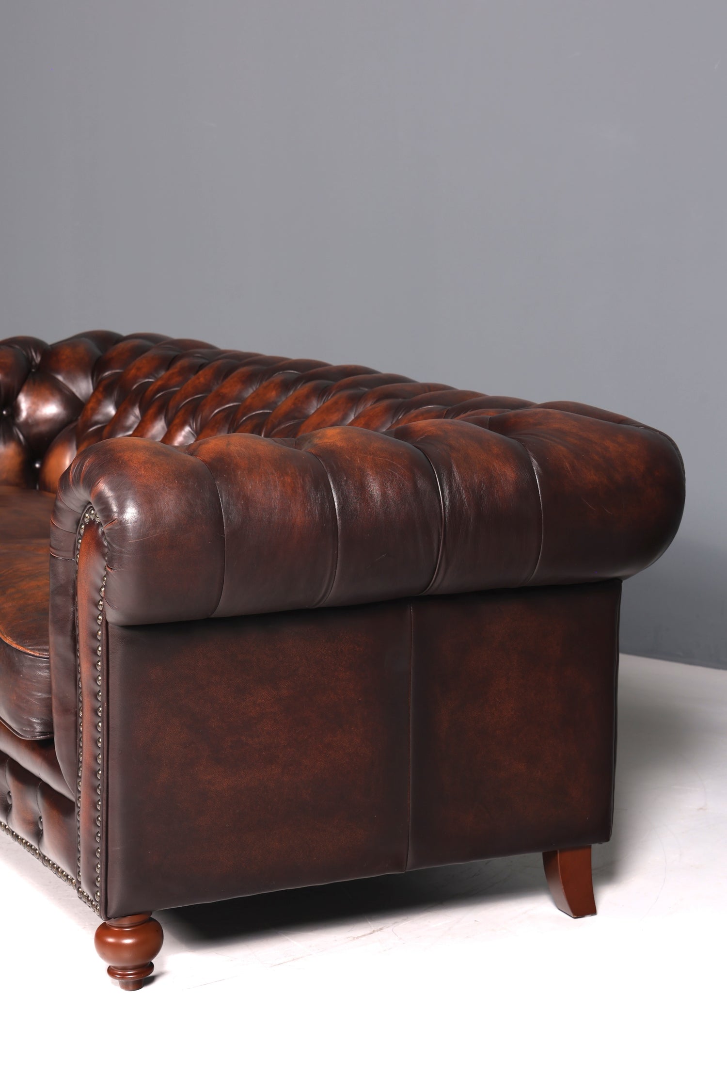 F965 Finish cm Wunderschönes Original Chesterfield 2er Sofa Englisch Oxblood Leder 2- Sitzer Couch