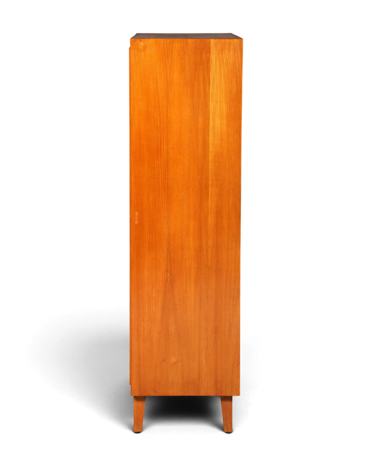 Hauptstadt Möblerei Mid Century Regal aus Holz mit schöner Maserung in Seitenansicht vor grauem Hintergrund