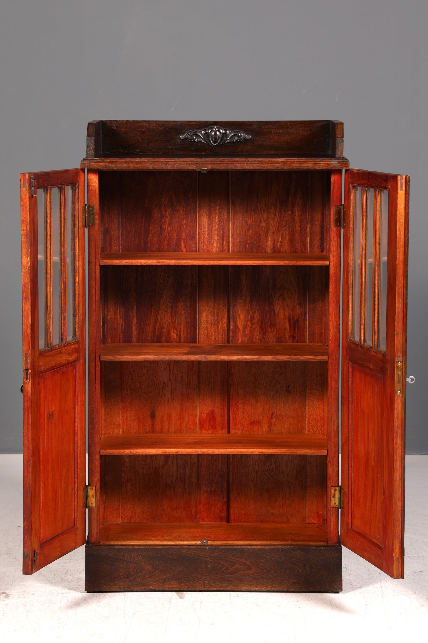 Traumhafte Jugendstil Vitrine Eiche Antik Bücherschrank Geschirrschrank Vitrinenschrank Massivholz Vintage
