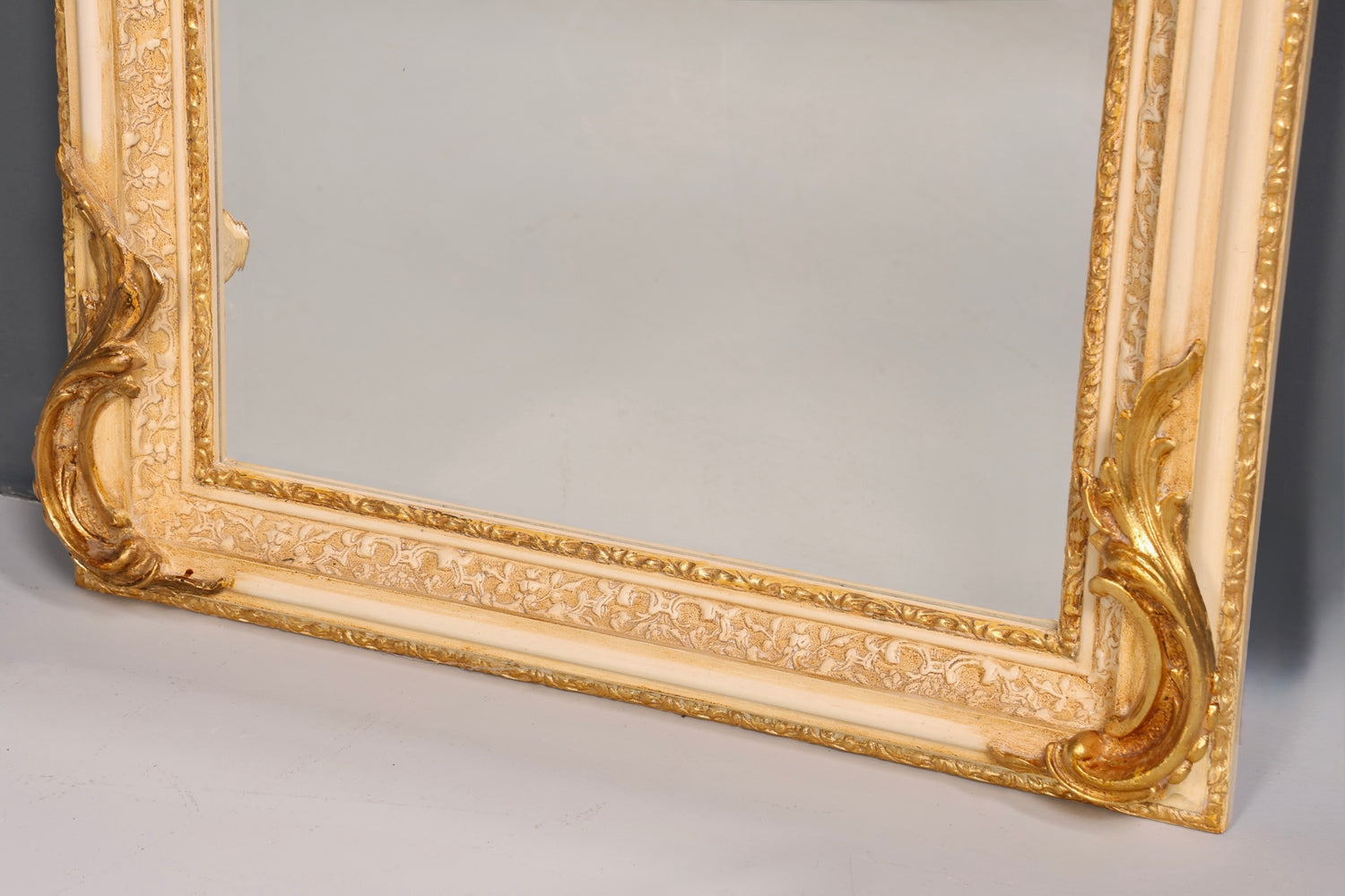 Stilvoller Prunk Barock Stil Standspiegel Antik Stil Gold Creme Ornament Flurspiegel Spiegel Wandspiegel