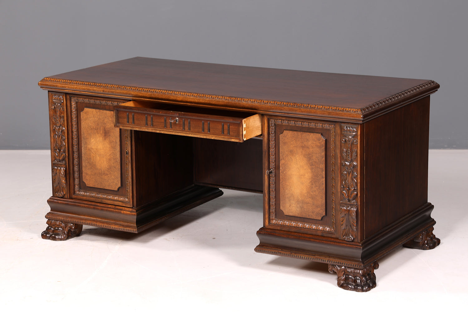 Imposanter Neorenaissance Schreibtisch Herrenzimmer Bürotisch Antik Office Table Echt Holz Vintage