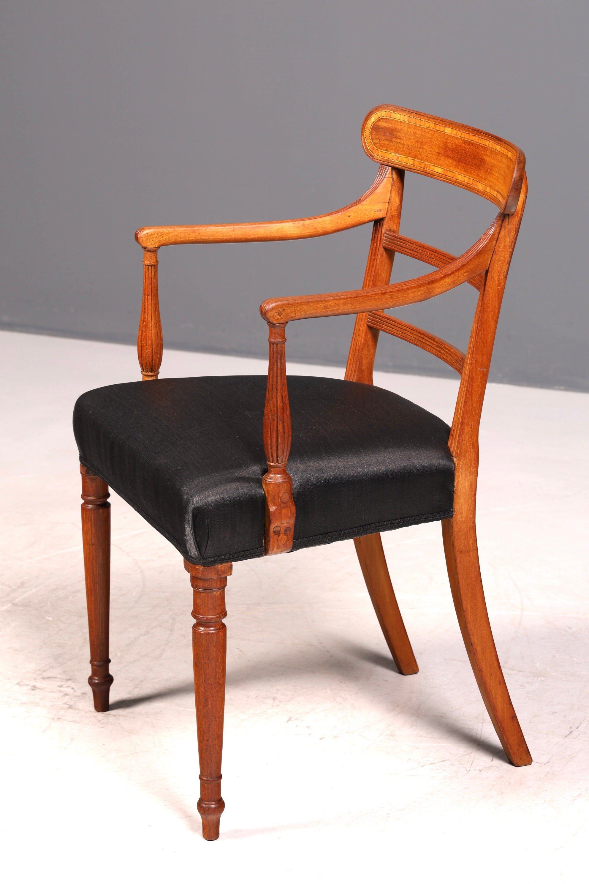 NOCH NICHT HOCHLADEN (Flecken sichtbar, neue Fotos  werden gemacht) G385 cm Finish Wunderschöner Englischer Stuhl UK Küchenstuhl Antik Stil Sekretär Stuhl Polsterstuhl (Kopie)