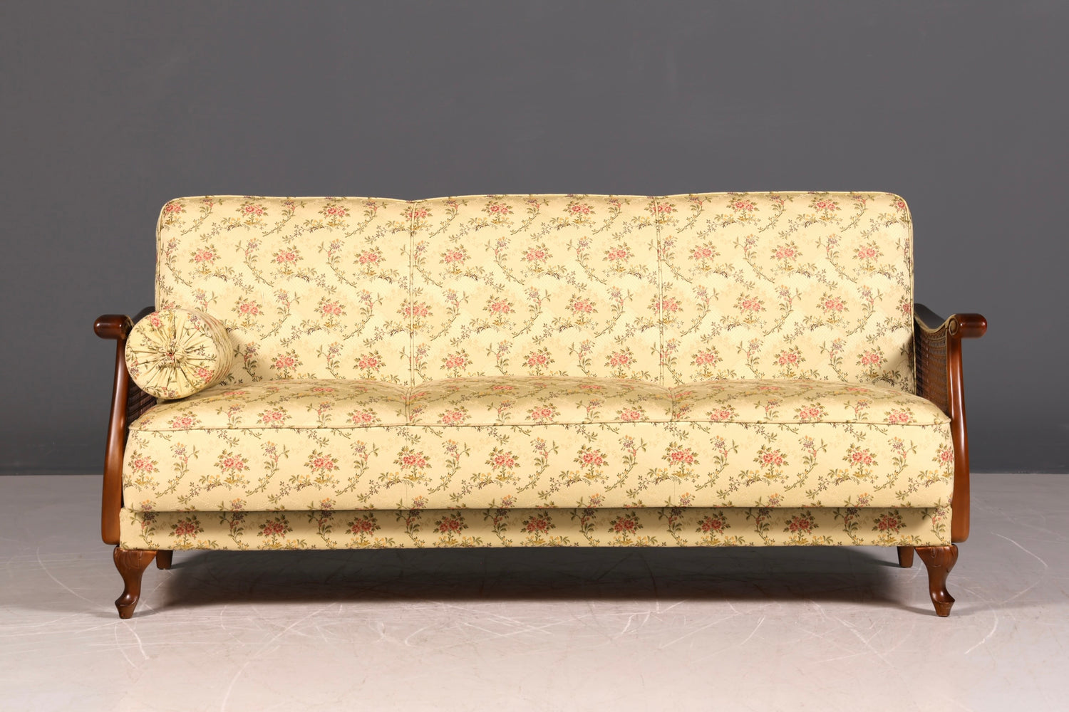 G282 Finish Wunderschönes Chippendale Sofa Antik Barock Stil Wiener Geflecht Couch 3-Sitzer Canapé (Kopie)