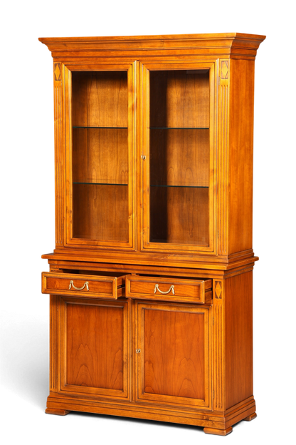 Hauptstadt Möblerei Selva Vitrine Villa Borghese aus massivem Holz im antiken Stil mit Glasfront und Innenbeleuchtung