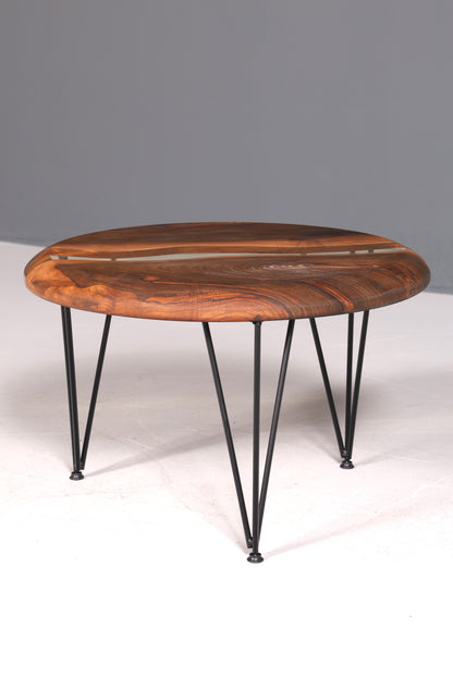 Einzigartiger Epoxidharz Couchtisch Nussbaum Tisch Beistelltisch grüner Ablagetisch