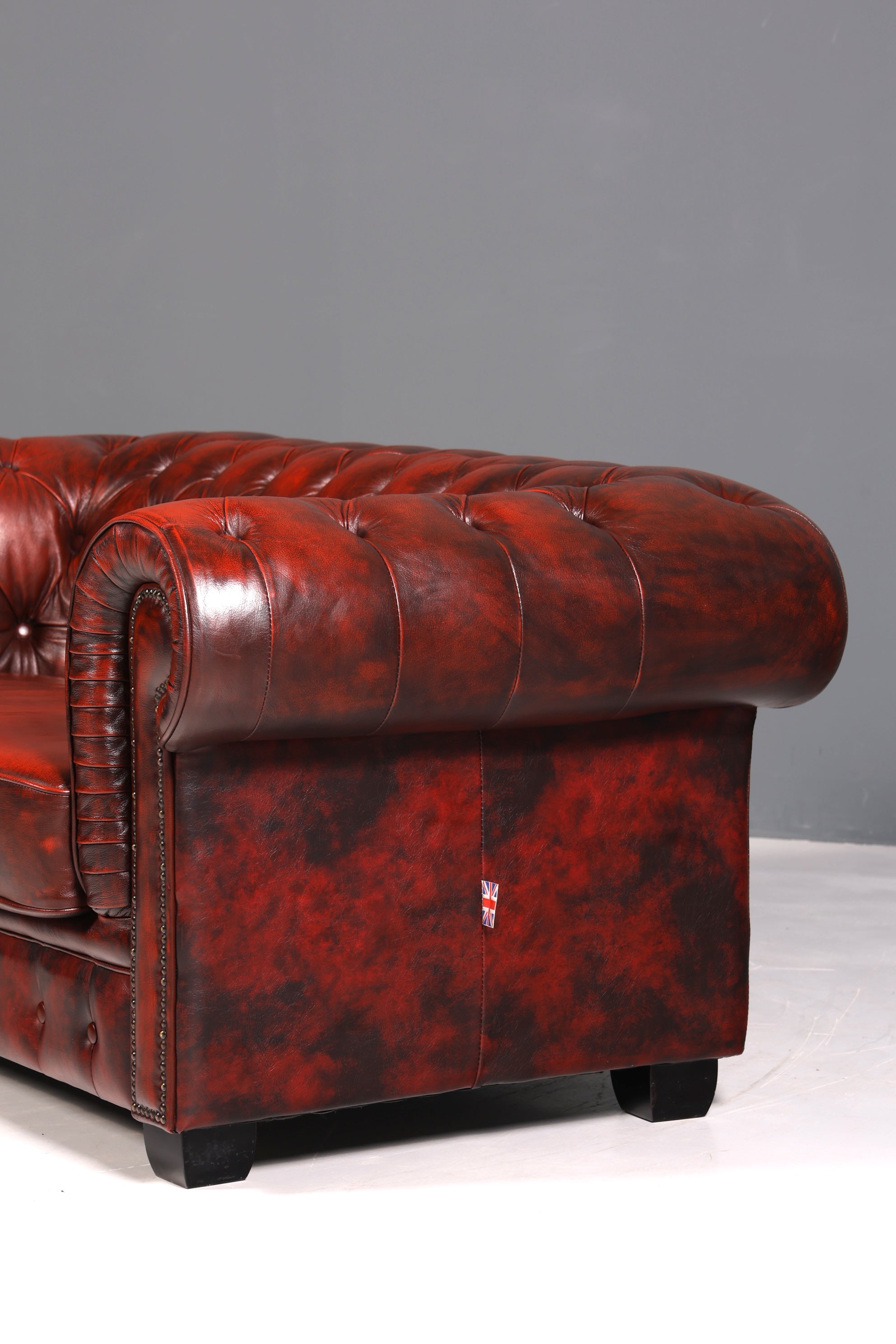 F953 Finish cm Wunderschönes Original Chesterfield 2er Sofa Englisch Oxblood Leder 2- Sitzer Couch