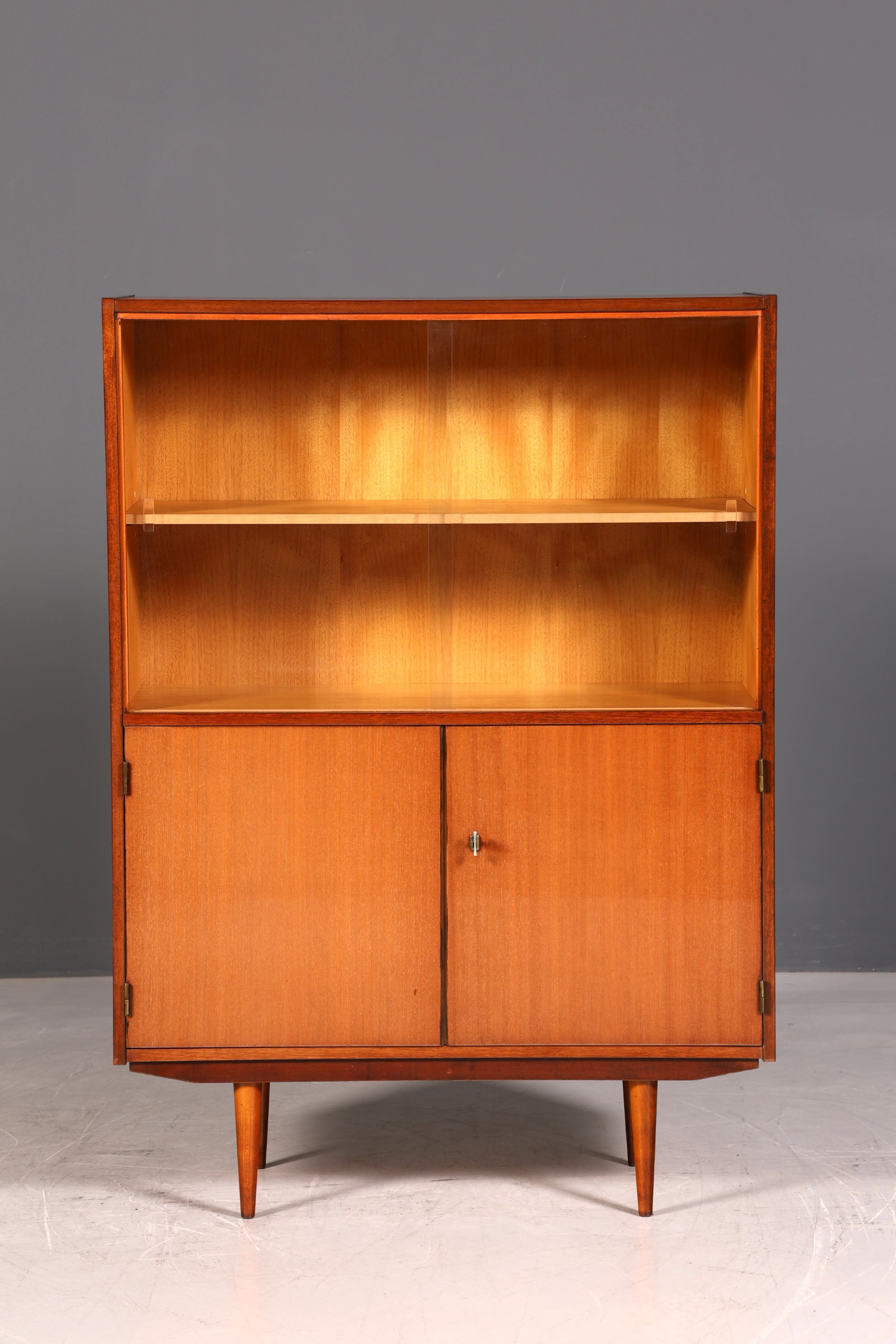 G142 Finish Wunderschöne Mid Century Vitrine Vintage Regal Retro Bücherregal VEB Bookshelf