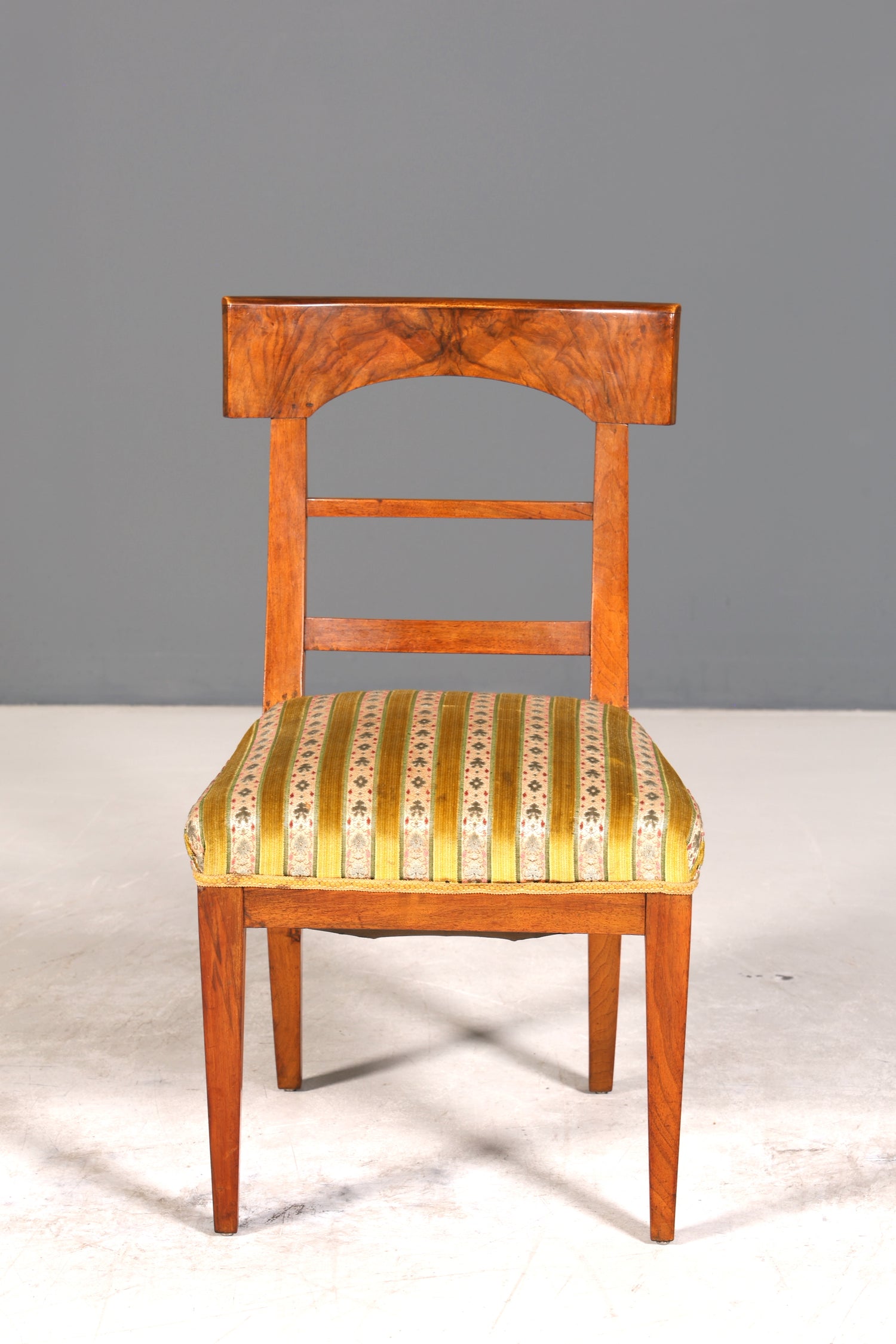 Traumhafter Biedermeier Stuhl Antik Küchenstuhl echt Holz Sekretär Stuhl Esszimmer Stuhl 2 von 2