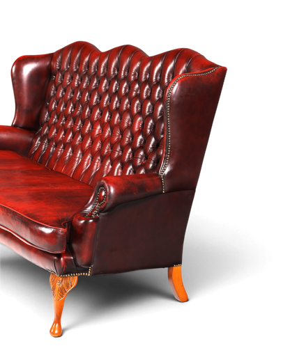 Hauptstadt Möblerei Chesterfield 3er Sofa aus rotem Echtleder mit Knopfheftung und geschwungenen Armlehnen