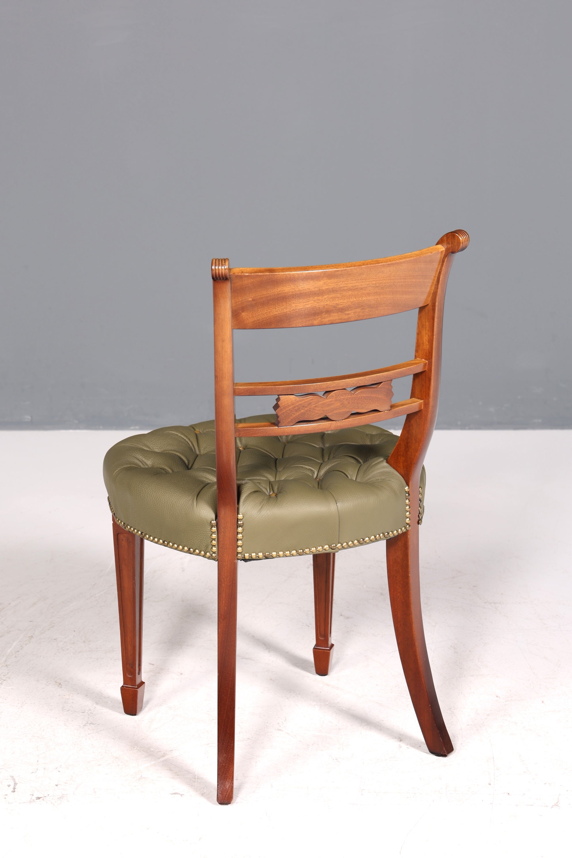 Wunderschöner Chesterfield Stuhl Anno Dom Sekretär Stuhl Englisch echt Leder Küchenstuhl 2 von 4