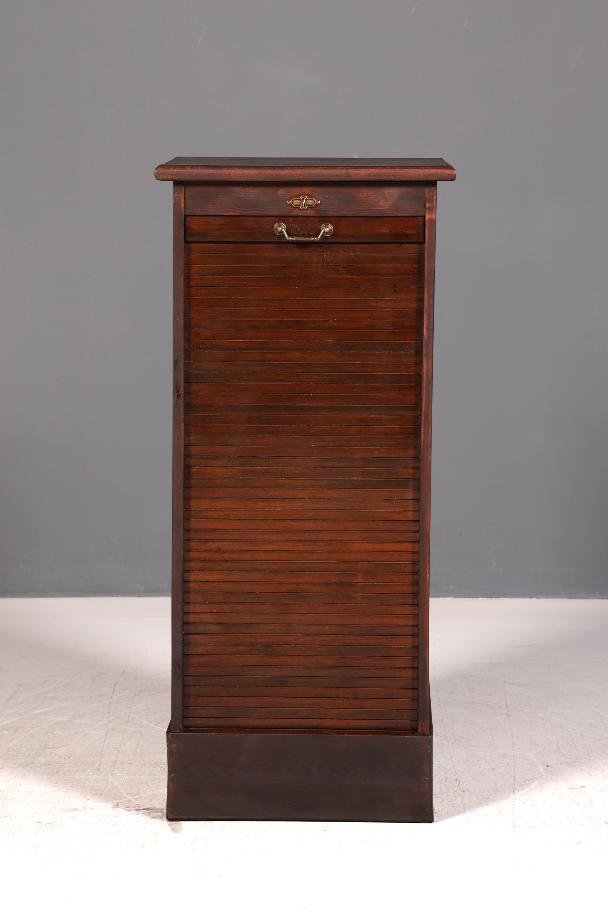 Schlichter Bauhaus Rollladenschrank Jalousieschrank Aktenschrank Art Deco Büroschrank Antik Vintage