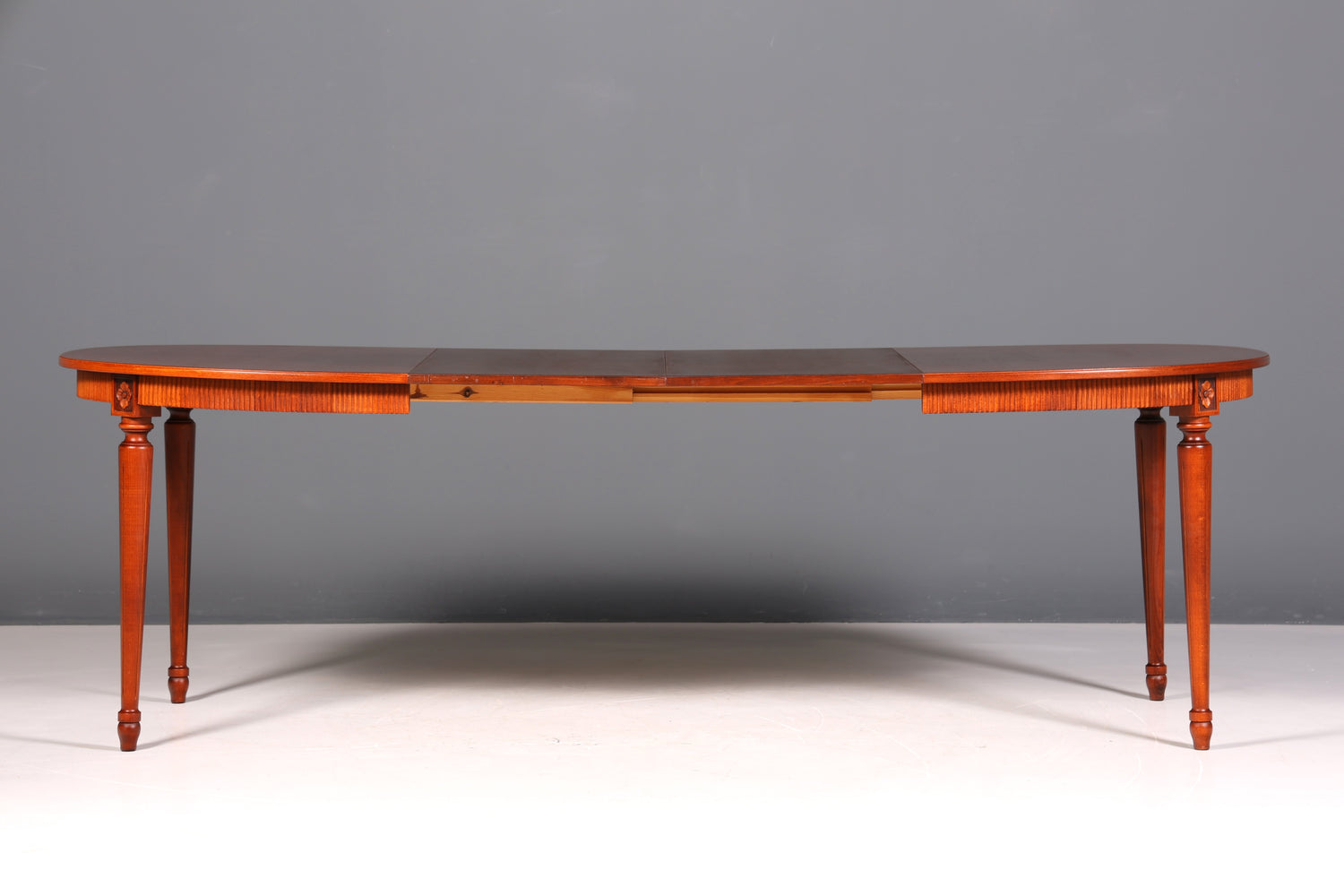 Edler Tisch im Gustavianischer Stil Küchentisch ausziehbar Antik Stil Esszimmer Tisch