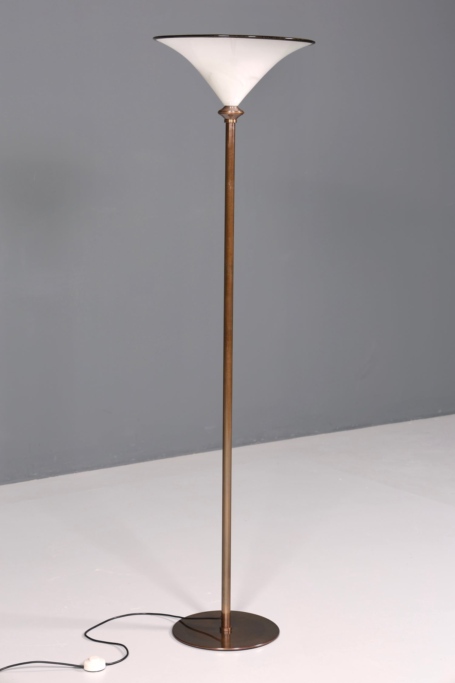 Beautiful Italian floor lamp by Barovier &amp;amp; Toso, Murano glass lampshade, uplighter, floor lamp, 1 of 2