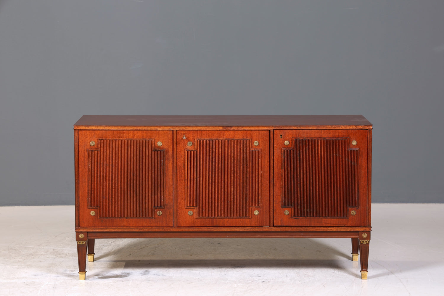 Wunderschönes Englisches Sideboard Mahagoni Schrank Antik 60s Buffetschrank TV Sideboard