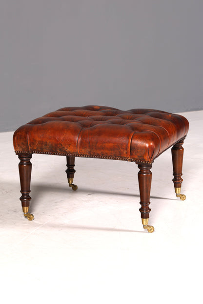 Original Chesterfield Hocker echt Leder Englischer Fusshocker UK Englisch Fussablage